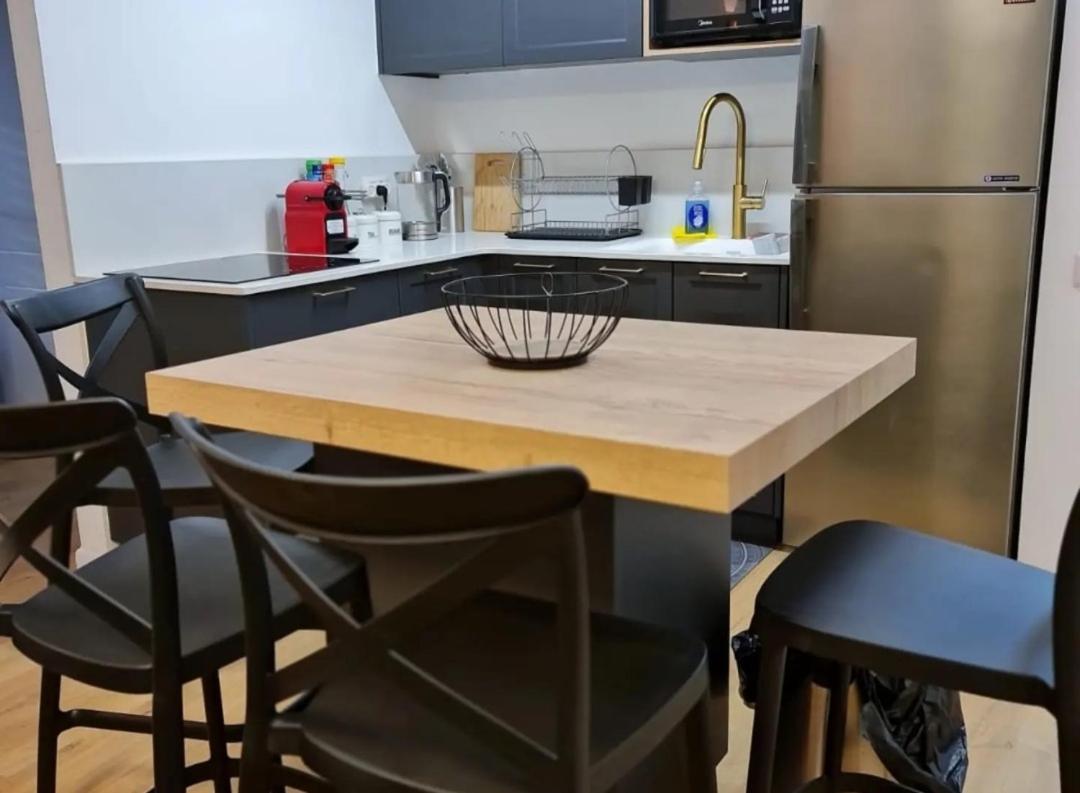 Appartement Sunshine Suites By The Sea 3 Min Walk To The *